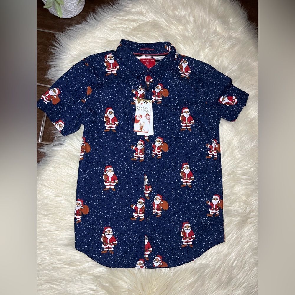 Cactus Boys Joy to the world santa button up sz med(9/10)